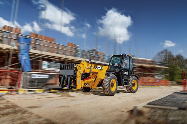 Reduce your costs with JCB LiveLink 